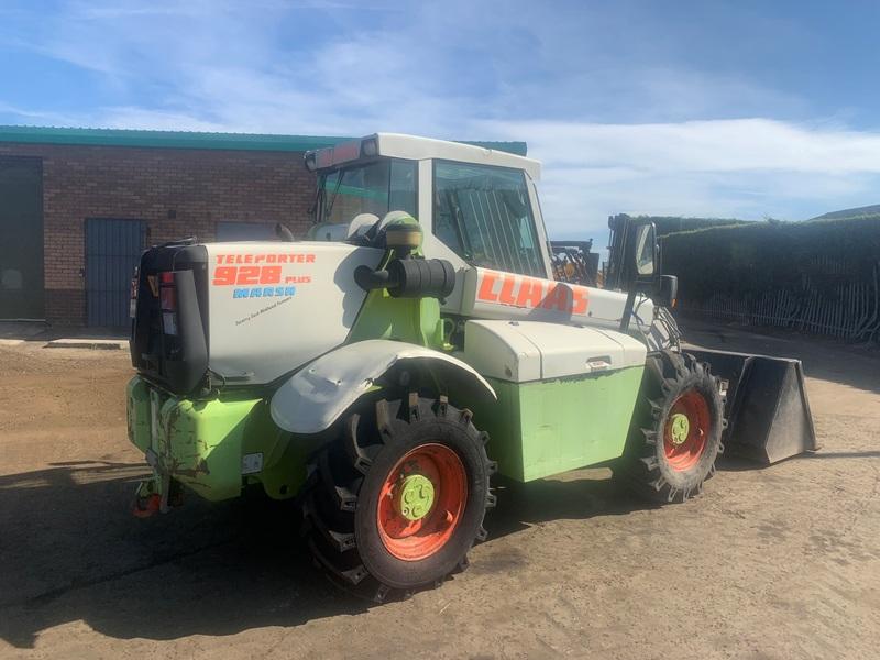 CLAAS 928PLUS 4WD TELEHANDLER*AG SPEC*C/W BUCKET & TINES*VIDEO*