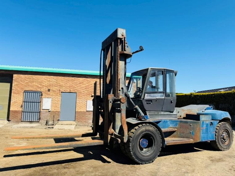 LINDE H160/02 FORKLIFT*C/W SIDE SHIFT*16 TONNE LIFT*VIDEO*