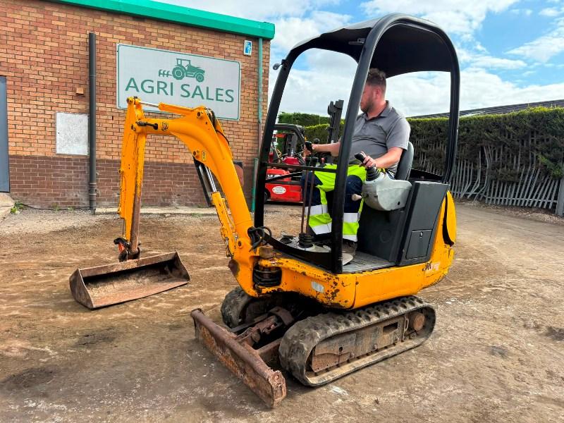 JCB 8014 EXCAVATOR*C/W OFFSET BOOM *SHOWING 1971 HOURS*VIDEO*