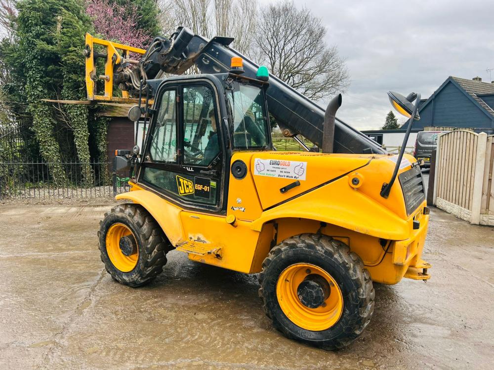JCB 520-50 4WD TELEHANDLER * YEAR 2013 , ROAD REGISTERED *VIDEO*