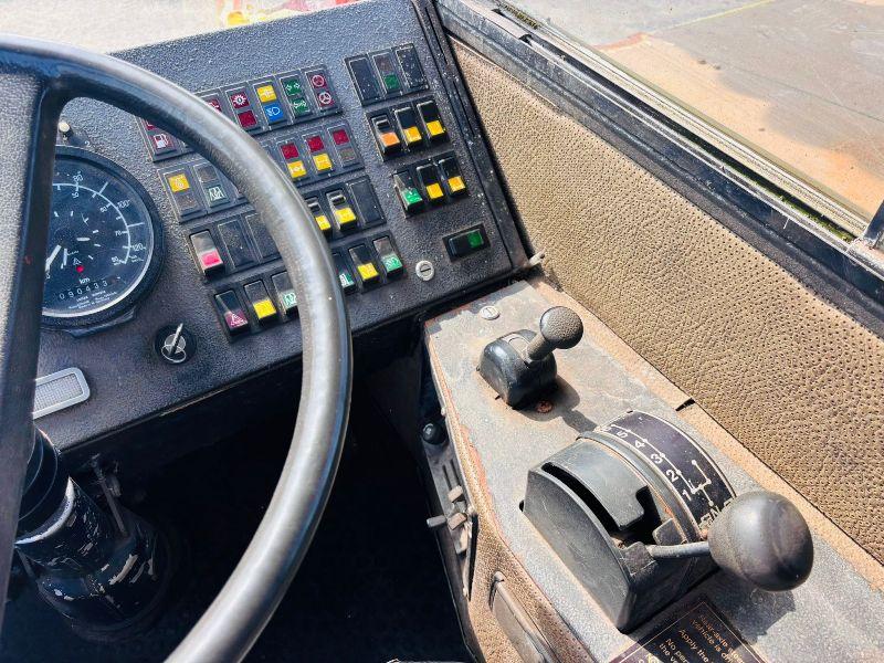LIEBHERR LTM 1025 LTM MOBILE CRANE*C/W HYDRAULIC SUPPORT LEGS*VIDEO*