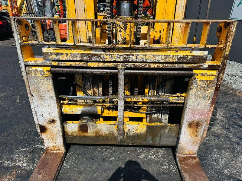 HYSTER CONTAINER SPEC FORKLIFT*C/W FORK POSITIONER AND SIDESHIFT*VIDEO*