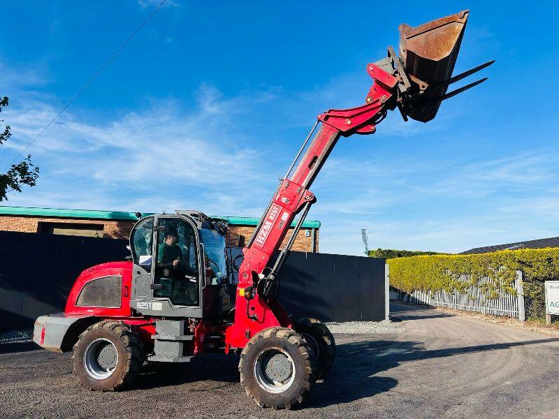 HZM 825T TURBO ARTICULATED TELEHANDLER *C/W BUCKET AND FORKS*READING 618 HOURS*VIDEO*