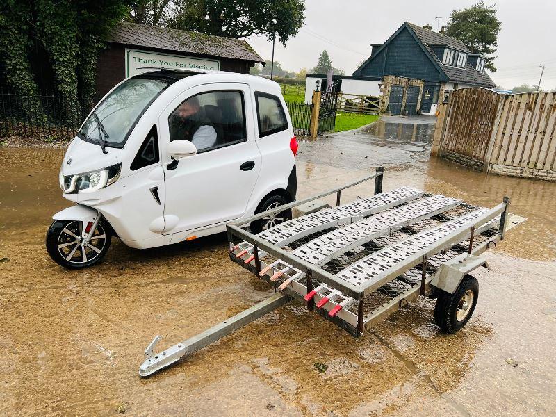 YINJIAN BATTERY POWERED TRICYCLE *YEAR 2021, ROAD REGISTERED* C/W TRAILER *VIDEO*