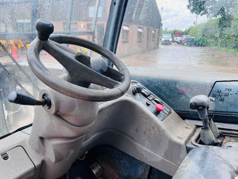 JCB TLT35D TELETRUCK C/W PALLET TINES *NON-RUNNER*VIDEO*