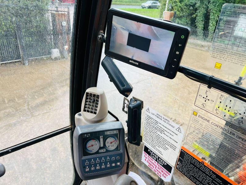 HITACHI ZX225USRLC-3 EXCAVATOR *YEAR 2013* C/W QUICK HITCH *VIDEO*