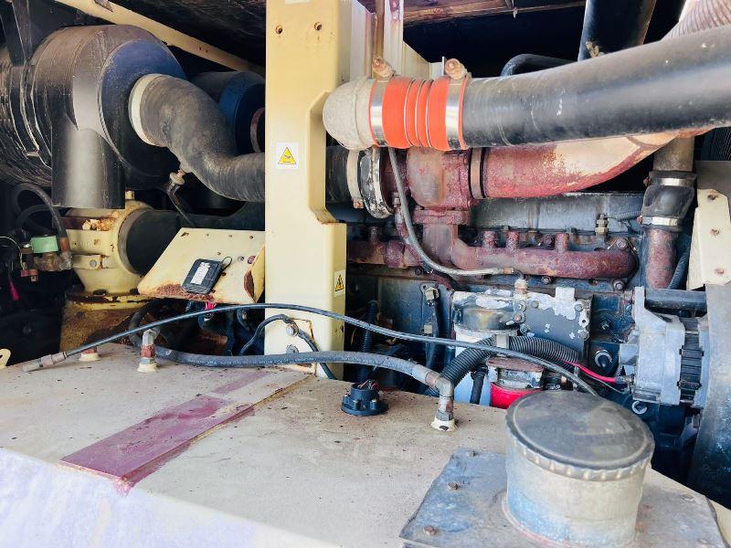 INGERSOL RAND 12235 850CFM TWIN AXLE COMPRESSOR C/W CUMMINS ENGINE 