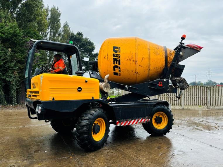 DIECI LH683 SWIVEL TIP CEMENT MIXER *YEAR 2013, 4452 HOURS* C/W 4 WHEEL