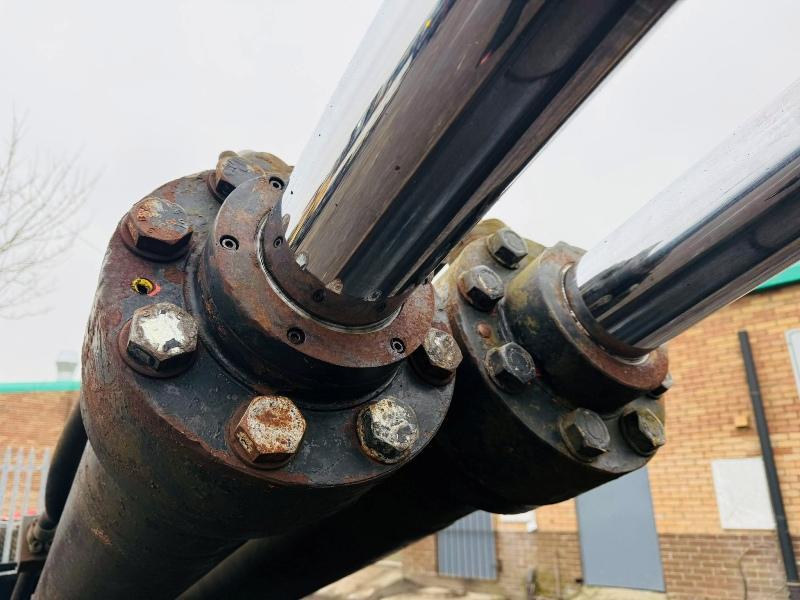 STANLEY LA BOUNTY HYDRAULIC DEMOLITION SHEAR*VIDEO*