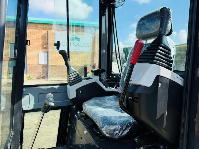 AUGER NM-E18 MINI EXCAVATOR*ONLY 56 HOURS*C/W KUBOTA ENGINE*YEAR 2025*VIDEO*