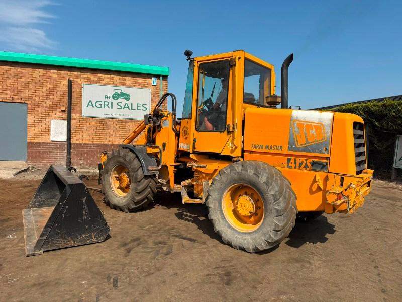 JCB 412S FARM MASTER FRONT LOADER*C/W BUCKET AND TINES*VIDEO*