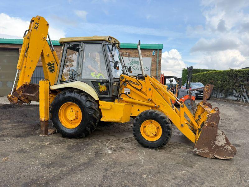 JCB 3CX PROJECT 8*C/W MANUAL GEARBOX*VIDEO*