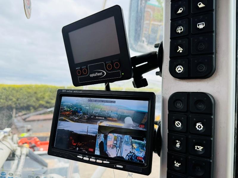 JCB 457 LOADING SHOVEL*C/W BUCKET*YEAR 2015*VIDEO*