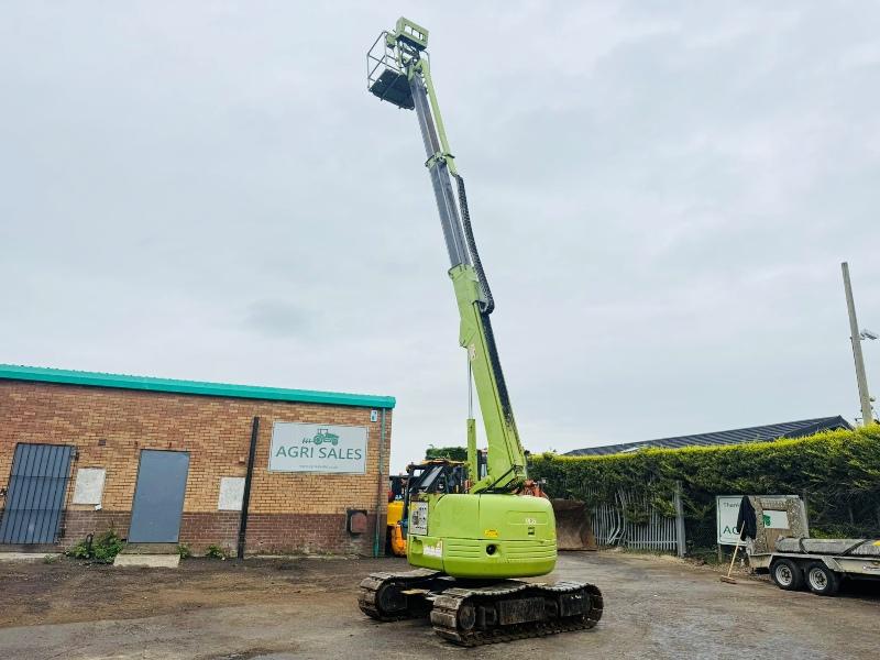 HITACHI TRACKED MANLIFT*C/W RUBBER BLOCK PADS*VIDEO*
