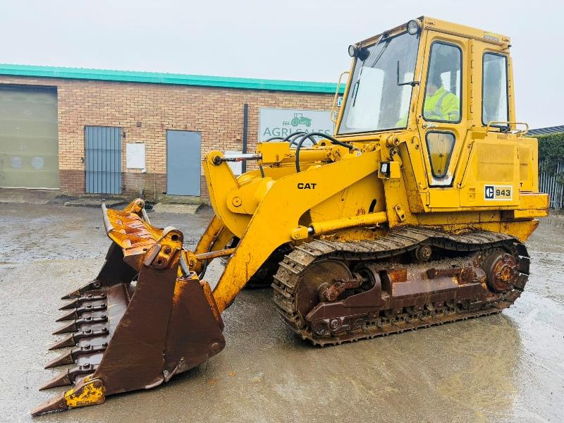 CATERPILLAR 943 TRACKED LOADER*C/W 3 IN 1 BUCKET*VIDEO*
