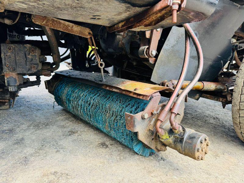 SCARAB ROAD SWEEPER *C/W BRUSHES AND JETWASH* VIDEO*