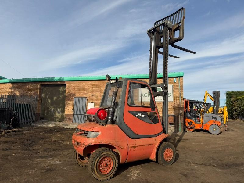 LINDE H40T-04 FORKLIFT*C/W PALLET TINES*VIDEO*