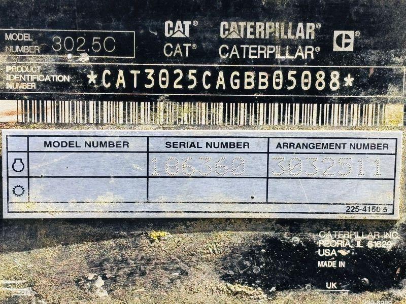 CATERPILLAR 302.5C EXCAVATOR *C/W 2 BUCKETS* READING 3620 HOURS*VIDEO*