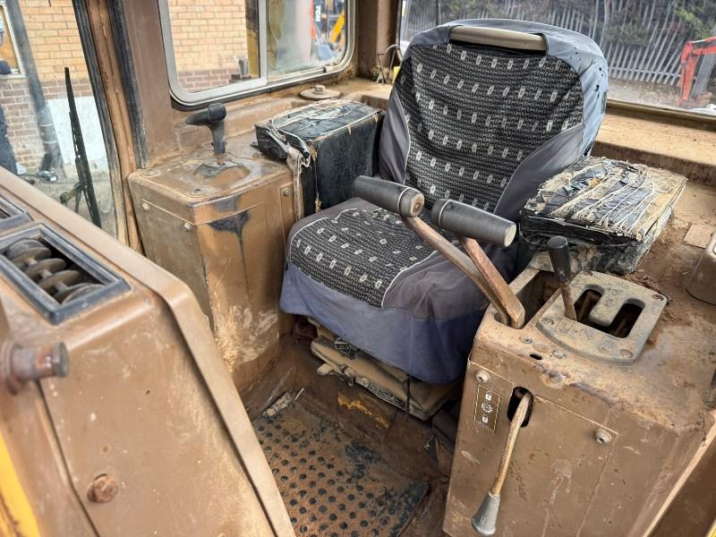 CATERPILLAR D4H DOZER*C/W FRONT BLADE*VIDEO*