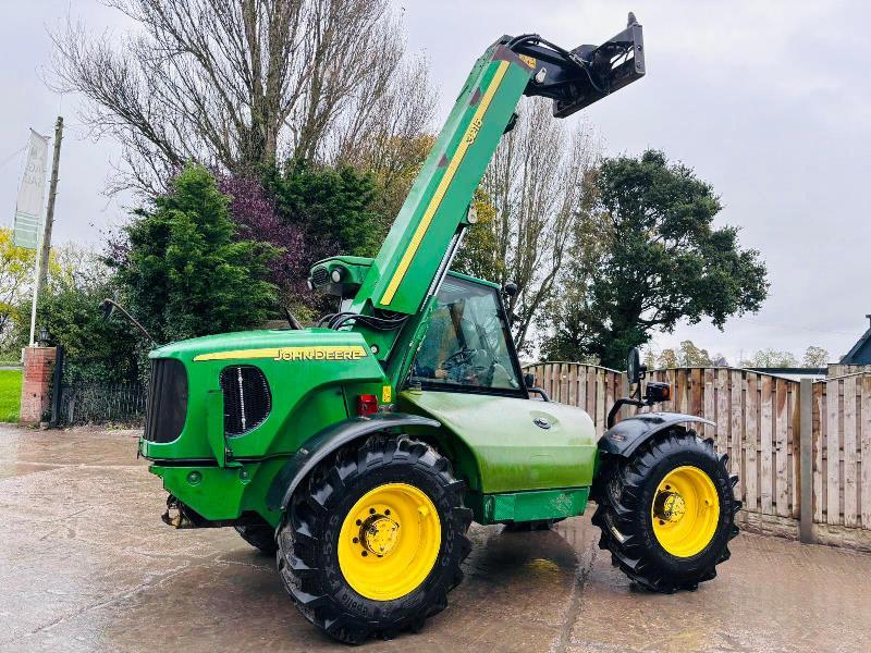 JOHN DEER 3215 4WD TURBO TELEHANDLER C/W PIN & CONE HEAD STOCK *VIDEO*