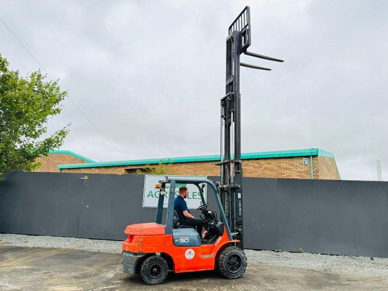 TOYOTA 30 DIESEL FORKLIFT*C/W SIDESHIFT*YEAR 2013*VIDEO*