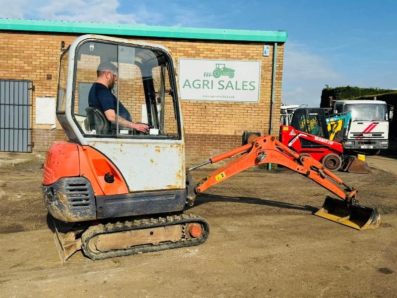 KUBOTA MINI EXCAVATOR*C/W OFFSET BOOM*VIDEO*
