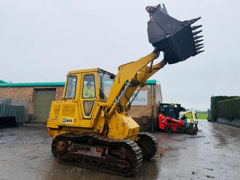 CATERPILLAR 943 TRACKED LOADER*C/W 3 IN 1 BUCKET*VIDEO*