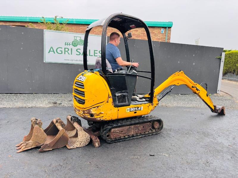 JCB 801.4 MINI EXCAVATOR*C/W LONG BOOM & 4 BUCKETS*READING 1174 HOURS*VIDEO*