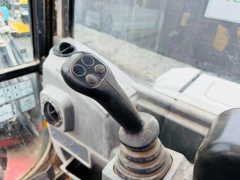 TAKEUCHI TB250 TRACKED EXCAVATOR*C/W 3 BUCKETS*YEAR 2015*VIDEO*