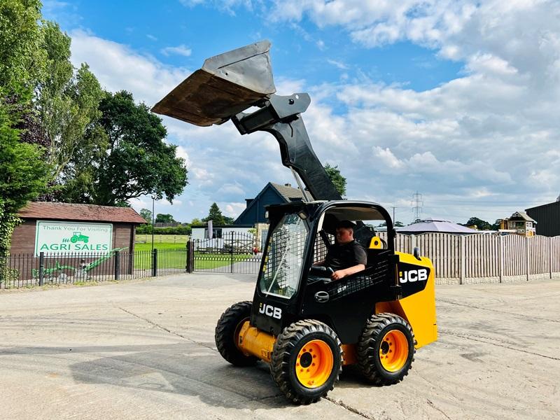 JCB 135 4WD SKIDSTEER * YEAR 2014 * C/W BUCKET *VIDEO*