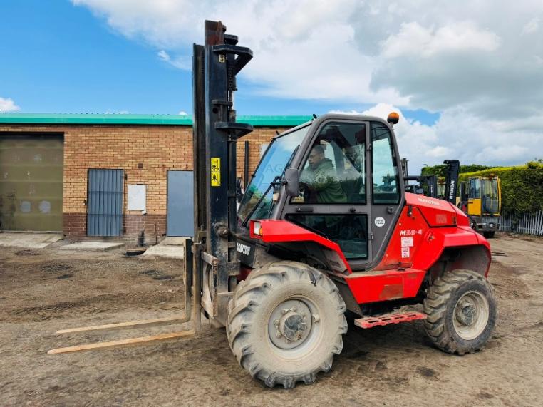 MANITOU M30-4 FORKLIFT*C/W PUH*YEAR 2013*8732 HOURS*VIDEO*