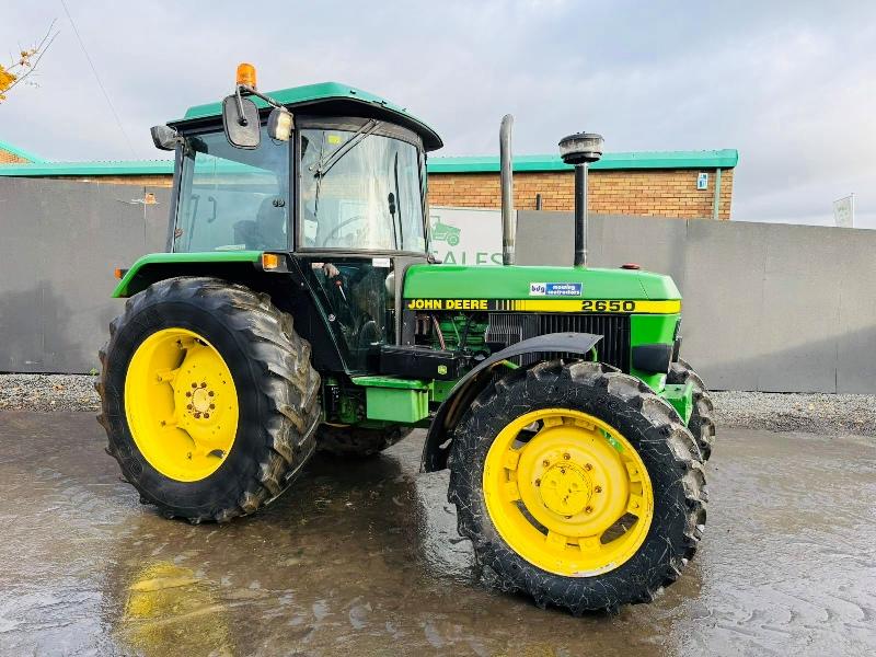 JOHN DEERE 2650 4WD TRACTOR*C/W REAR LINKAGE*VIDEO*
