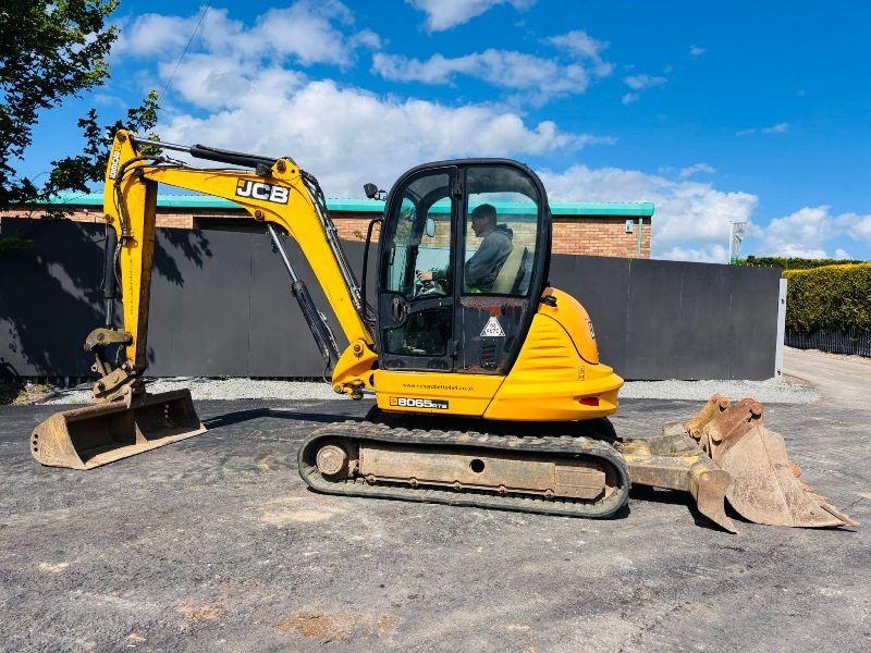 JCB 8065 EXCAVATOR*C/W 3 BUCKETS*READING 3578 HOURS*VIDEO*