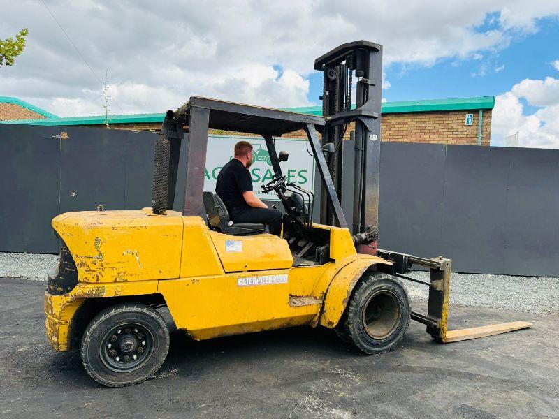 CAT DPK50-2 5 TONNE FORKLIFT*C/W FORK POSITIONER*VIDEO*