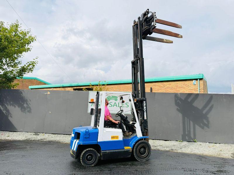 HYSTER H2.50XM FORKLIFT*C/W HYDRAULIC ROTATING BAIL GRAB*VIDEO*