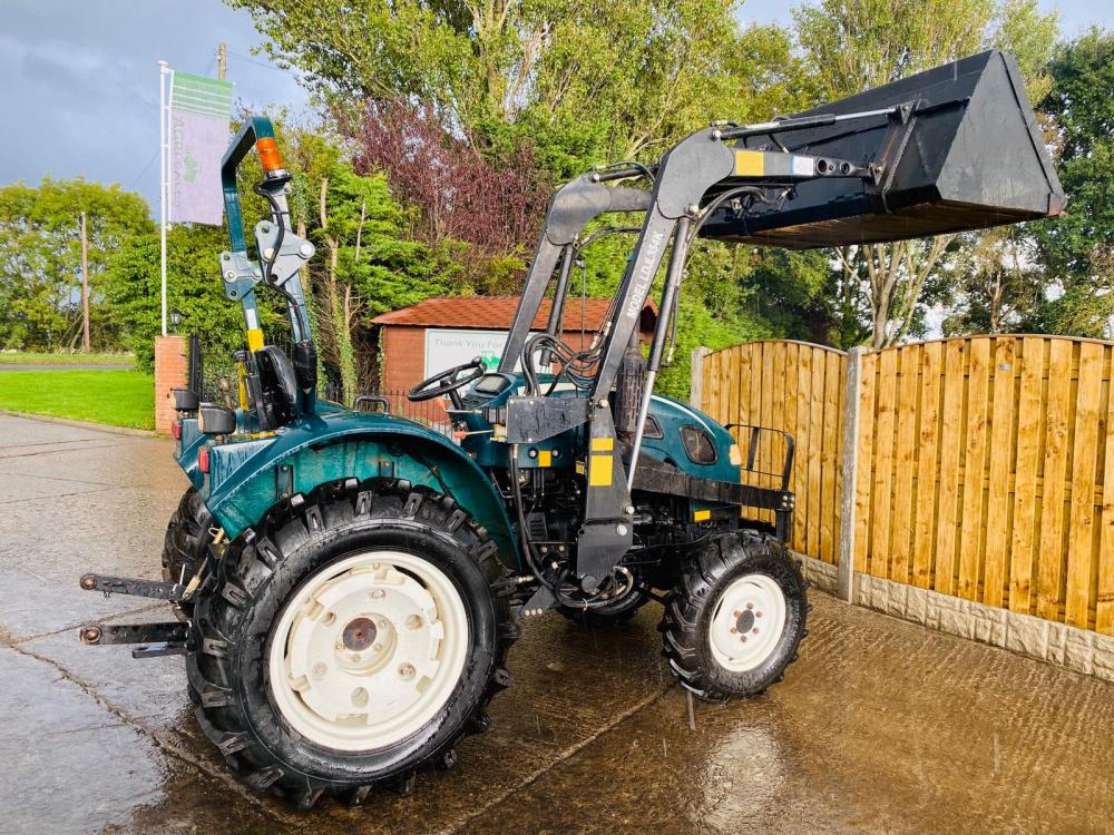 SHIRE 330 4WD TRACTOR * YEAR 2006 * C/W FRONT LOADER & ROLE BAR