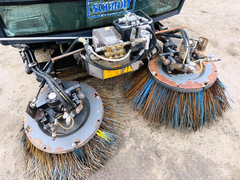 SCHMIDT 200 COMPACT SWEEPER*YEAR 2017*VIDEO*