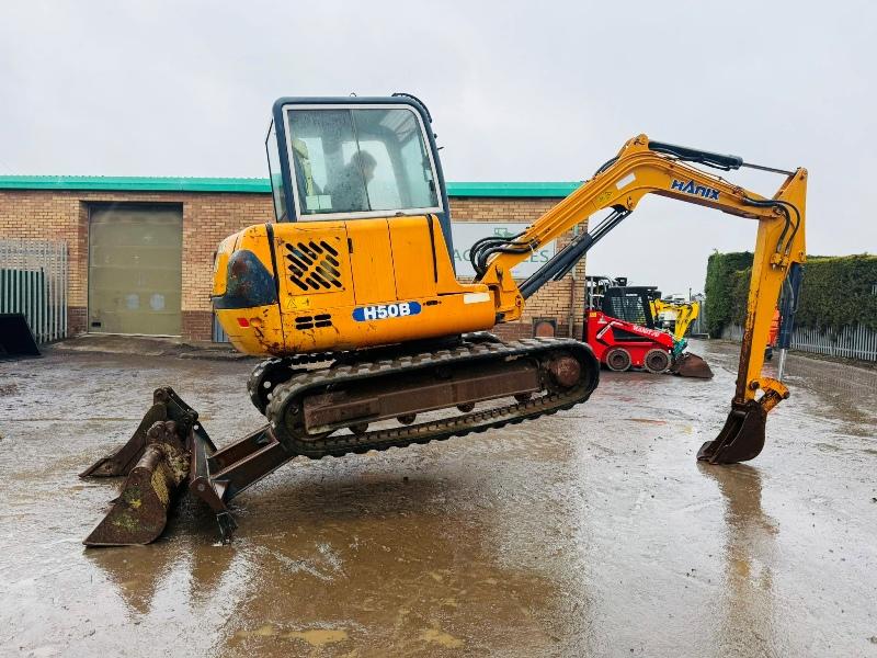 HANIX H50B EXCAVATOR*C/W QUICK HITCH AND 3 BUCKETS*VIDEO*