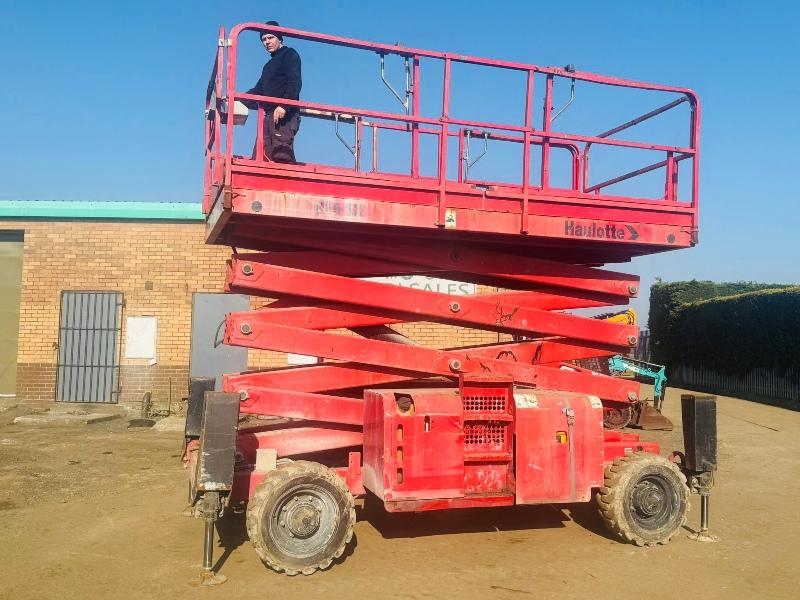HAULOTTE H15SX SCISSOR LIFT*C/W 4 SUPPORT LEGS*VIDEO*