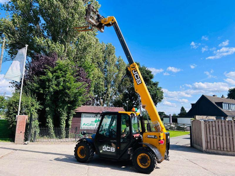 JCB 525-60 HI VIZ 4WD TELEHANDLER *YEAR 2015* C/W PALLET TINES *VIDEO*