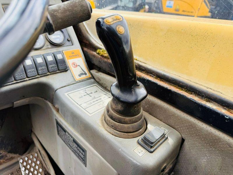 CATERPILLAR TH63 TELEHANDLER*C/W JACK LEGS*VIDEO*