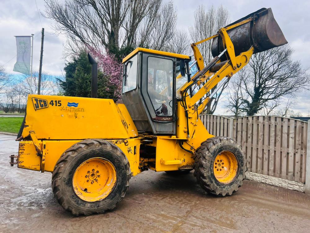 JCB 415 4WD LOADING SHOVEL C/W BUCKET *VIDEO*