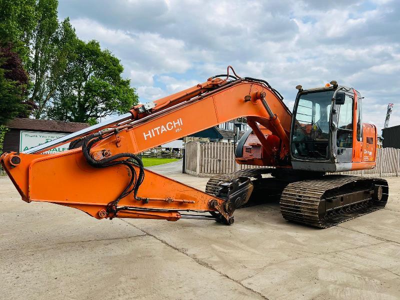 HITACHI ZX225USR TRACKED EXCAVATOR C/W QUICK HITCH *VIDEO*