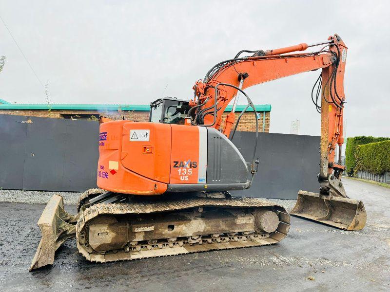 HITACHI ZX135US-3 TRACKED EXCAVATOR*ENGINE TAPPING*C/W BUCKET*VIDEO*