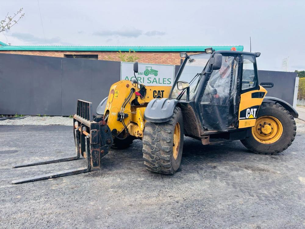 CAT TH220B TELEHANDLER *AG SPEC* C/W PALLET TINES*VIDEO*