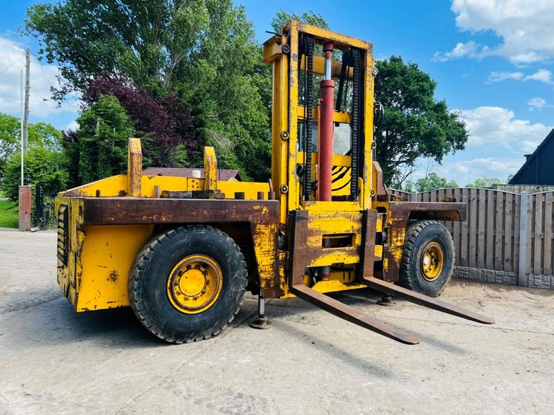 SSP SIDE LOAD DIESEL FORKLIFT C/W 2 X HYDRAULIC SUPPORT LEGS 