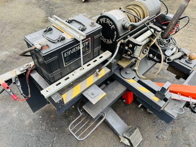 PIERCE WINCH TO SUIT SKIDSTEER*C/W 2 REMOTES*VIDEO*