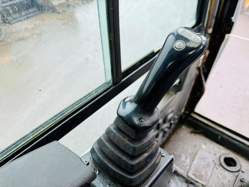 FUCHS MHL 320 HIGH RISE SCRAP HANDLER*C/W ROTATING SCRAP GRAB*VIDEO*