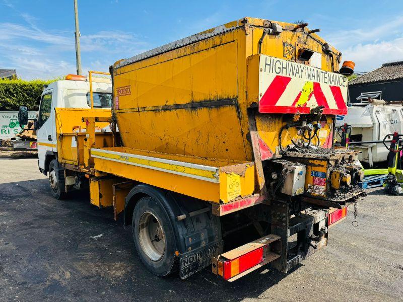 MITSUBISHI FUSO HOT BOX TRUCK*YEAR 2012*VIDEO*