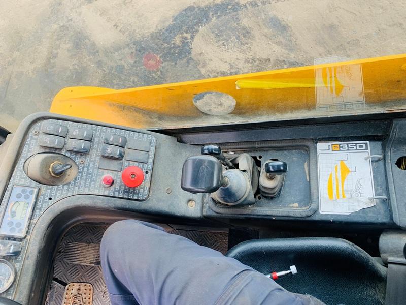 JCB 35D TELETRUK*YEAR 2018*C/W HYDRAULIC MUCK GRAB BUCKET*VIDEO*